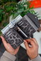 Zoozie Bags Columbia Antracita y Leopardo